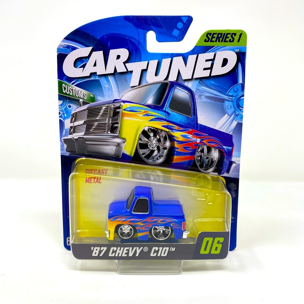 2024 MGA Entertainment Car‎ Tuned Series 1, '87 Chevy C10 #06 Blue NEW